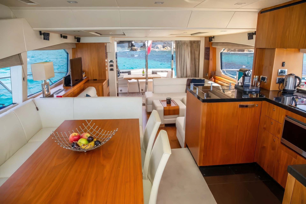 Аренда яхты Sunseeker Manhattan 63 на Майорке, Испания